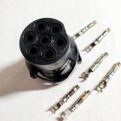 R25400 Connector & Pins: A5FC01